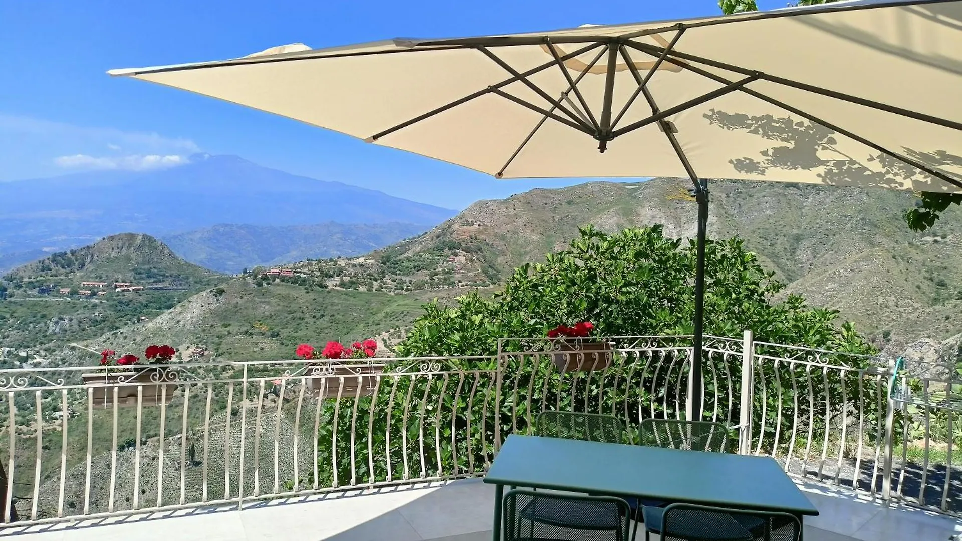 Intero Alloggio Casa Mylai location